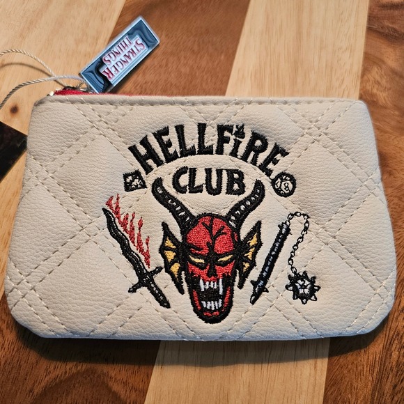 Stranger Things Primark Hellfire Club Quilted Coin Purse Cream New With Tags - Picture 2 of 9
